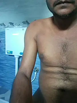 Itsdesi_boy live sex cam