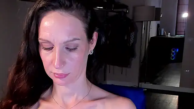 Mila_Anders's cam snapshot