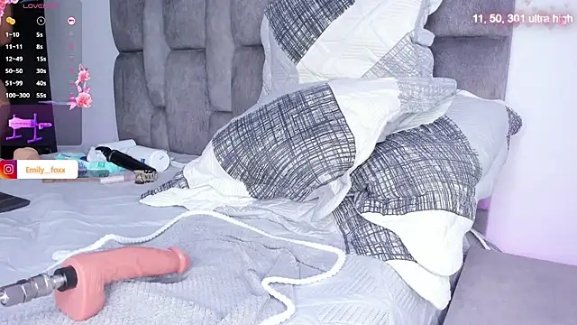 emily_fox1 live sex cam