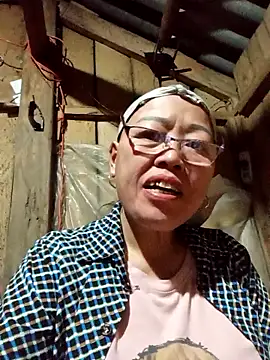 Agnes-baby's cam snapshot