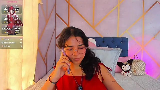 _vaiolet_owo's cam snapshot