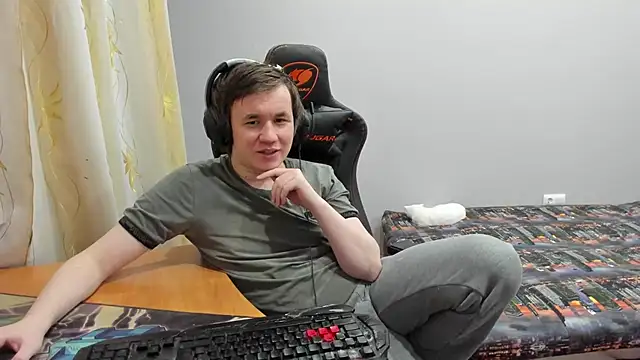 iliaskrislove live sex cam