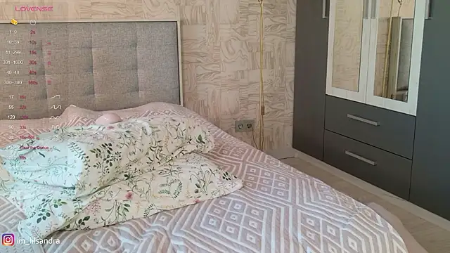 LIl_Sandra live sex cam