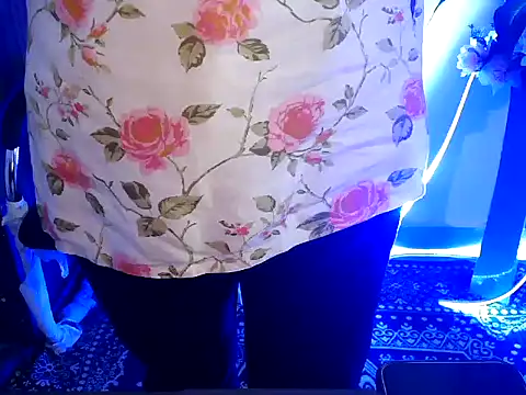 _chitranshi's cam snapshot