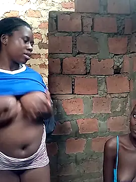 Sassy_boobs21's cam snapshot