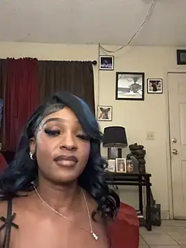 MidnightChanel's cam snapshot