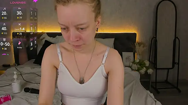 Michelle_Blond's cam snapshot