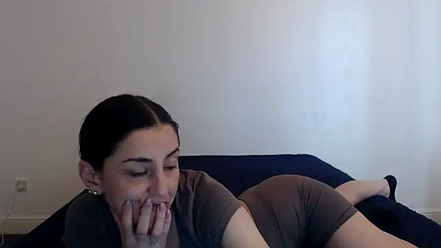 Stella_John's cam snapshot