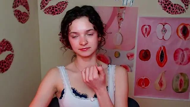 _SusieSu_'s cam snapshot