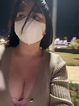 May-Squirt live sex cam