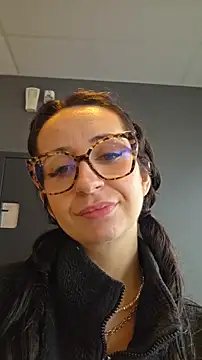 CornetDeGlace live sex cam