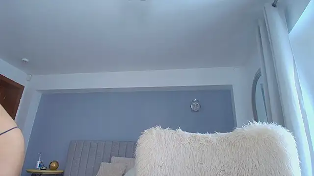 Anna_Lewis live sex cam