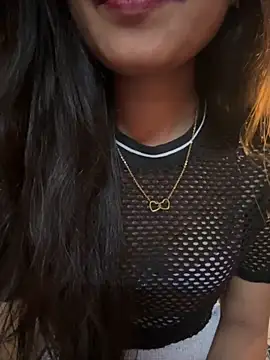 Rakhiii12's cam snapshot