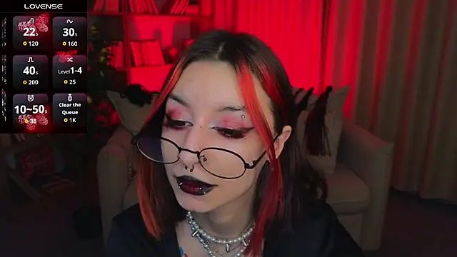 Mistress__Marcelline's cam snapshot