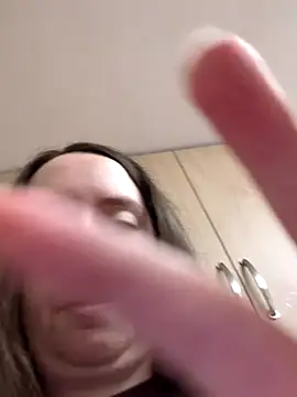 JuicyLucyy69's cam snapshot