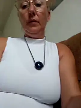 MILEIDE980 live sex cam