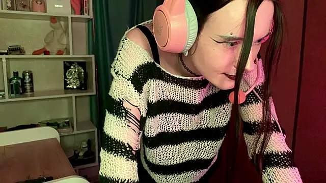 MabelDefina's cam snapshot