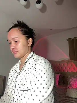 solenheu live sex cam