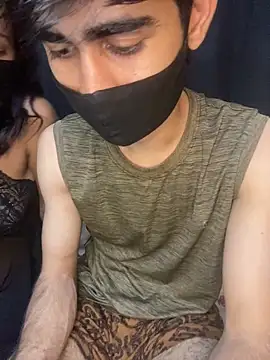 JoyloveRoxie live sex cam