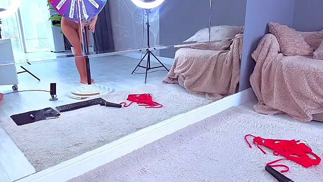 SpoilM3Mor3 live sex cam