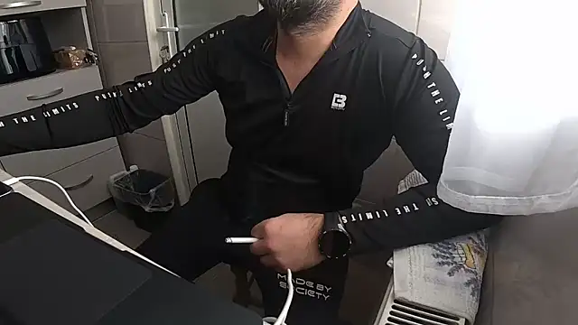 TARKAN1 live sex cam
