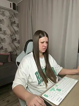 Lis_Kollen live sex cam