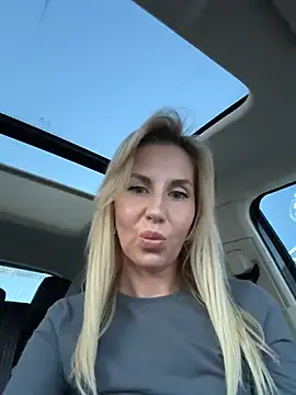 LisaMurr's cam snapshot