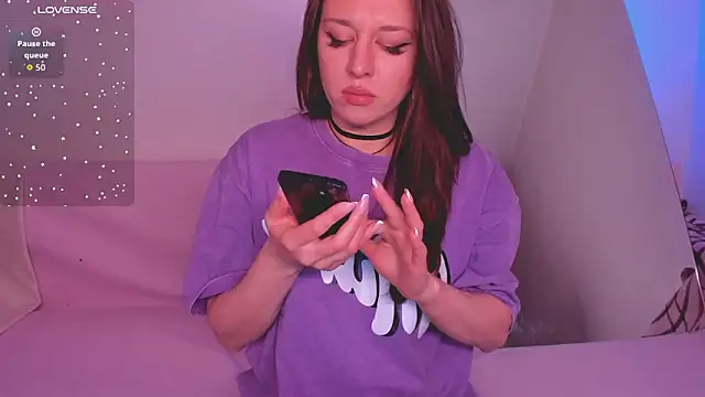 Lil_Foxy9's cam snapshot