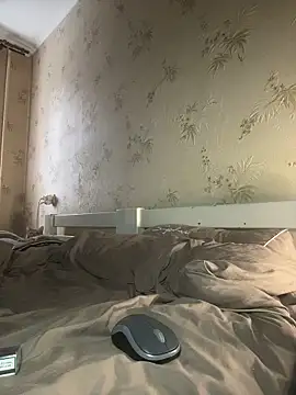 Naughtbaby_2025's cam snapshot