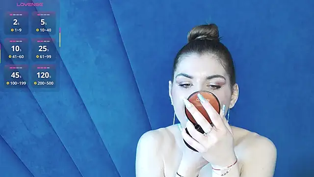 Evelisse's cam snapshot