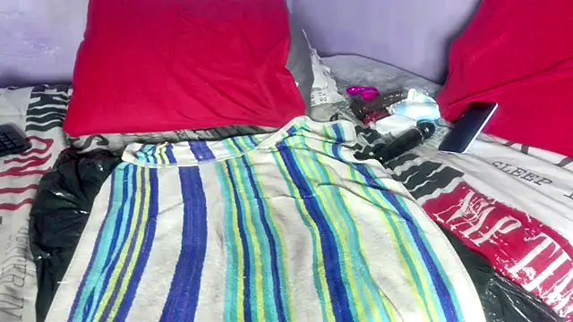 wilmaassylum's cam snapshot