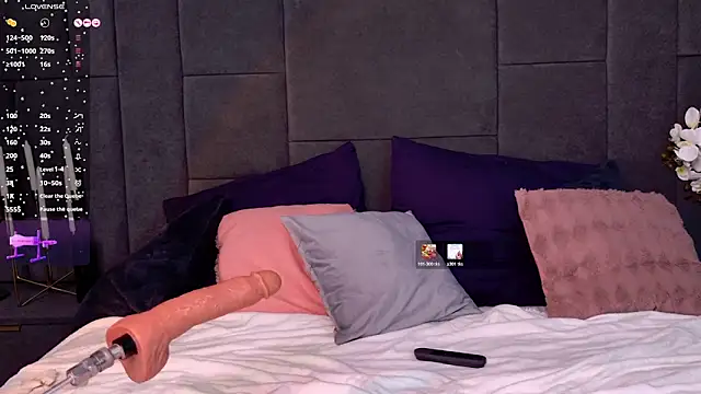 EvaaLane live sex cam