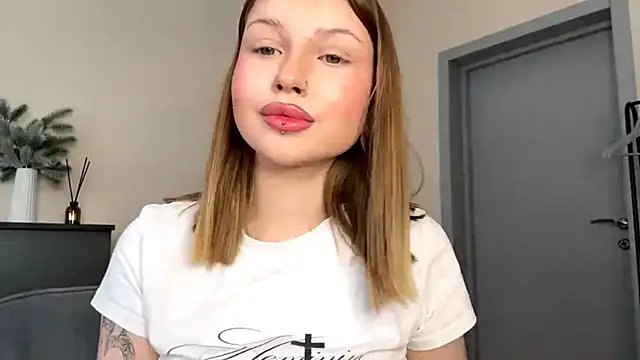 PledHoly's cam snapshot