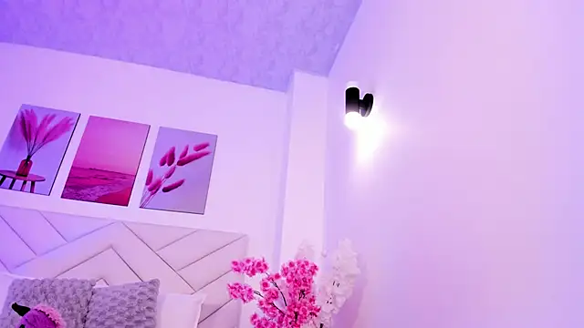 Brianna_bigboobs live sex cam