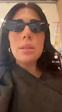 Mamicitaaa live sex cam