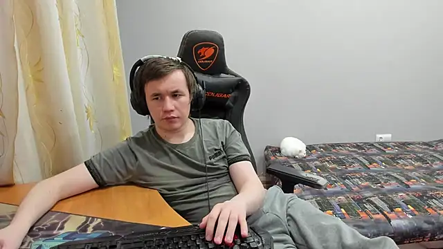 iliaskrislove live sex cam