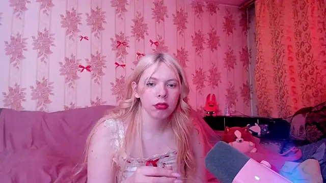 Cutie_Bambi live sex cam