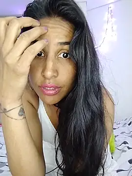 daringandunique's cam snapshot