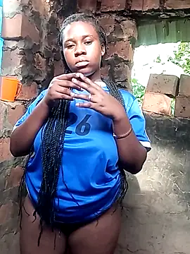 Sassy_boobs21's cam snapshot