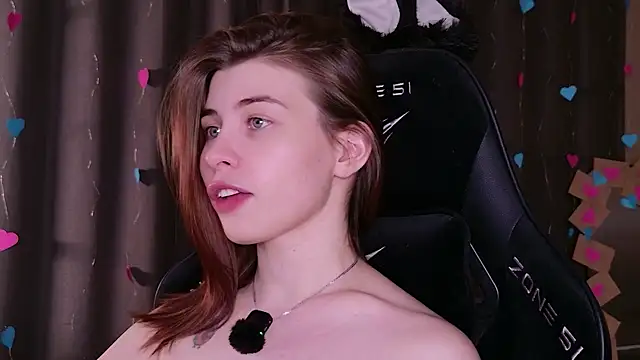 inside_tori's cam snapshot