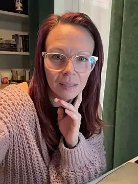 MelodyRoseUk's cam snapshot