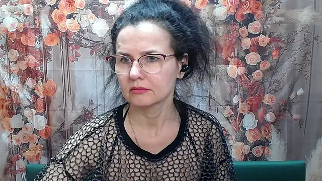 Miroslava_Happi's cam snapshot