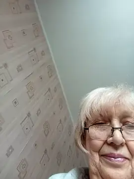 Anatolia5961's cam snapshot