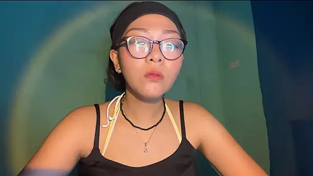 TerisaYellow's cam snapshot