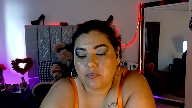 AndreaKinky's cam snapshot