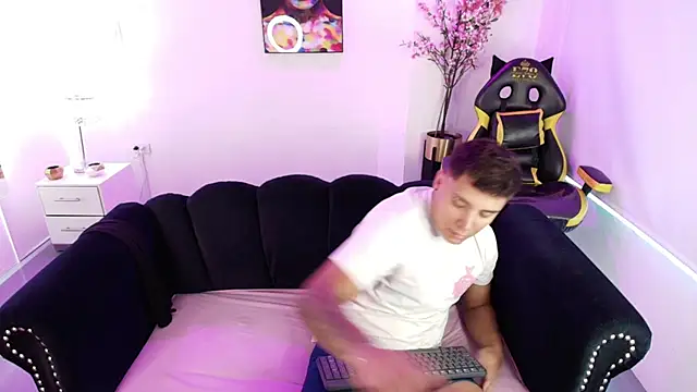 Kathya_and_thiago live sex cam