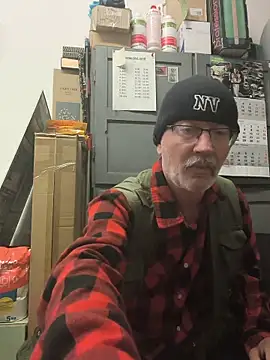 loverboyxxx69 live sex cam