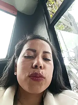 _andrea30 live sex cam