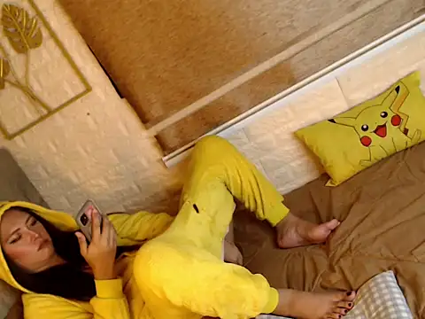 yourdevilsweettsx live sex cam