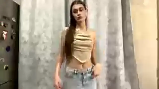 SwappingFate's cam snapshot